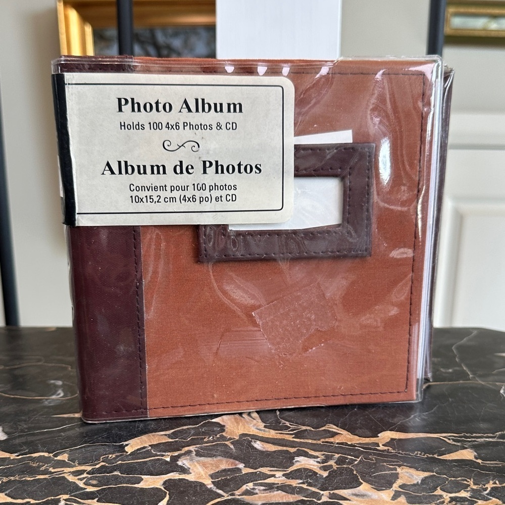 Brown Photo CD Album Holds 100 4x6 Photos & CD